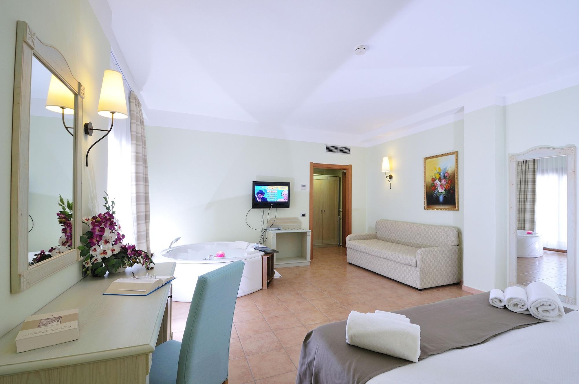 Hotel Brancamaria Cala Gonone Værelse billede
